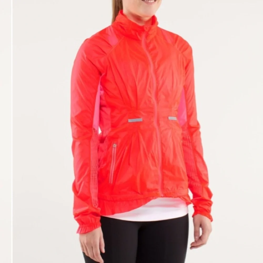 Lululemon Run: Wild Jacket Flash sz RARE‎ 💎 sz 6